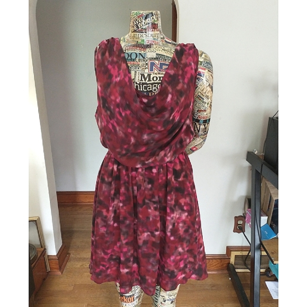 SALE! EUC. ALICE + OLIVIA Pink Print Dress sz Med - Picture 2 of 12